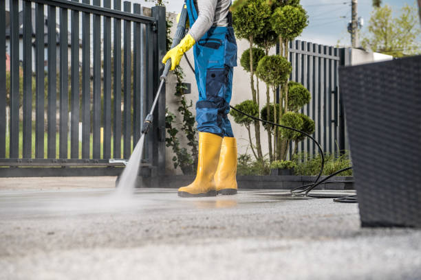 Best Gas Station Cleaning  in Silver Springs Shores, FL